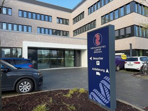 Eingangsbereich Louis-Leitz-Straße 2