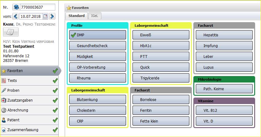 Screenshot einer Benutzeroberfläche mit drei Spalten. Links sind 'Profile' und 'Laborgemeinschaft' mit verschiedenen Tests aufgeführt. Rechts sind Facharzt- und Mikrobiologie-Optionen.